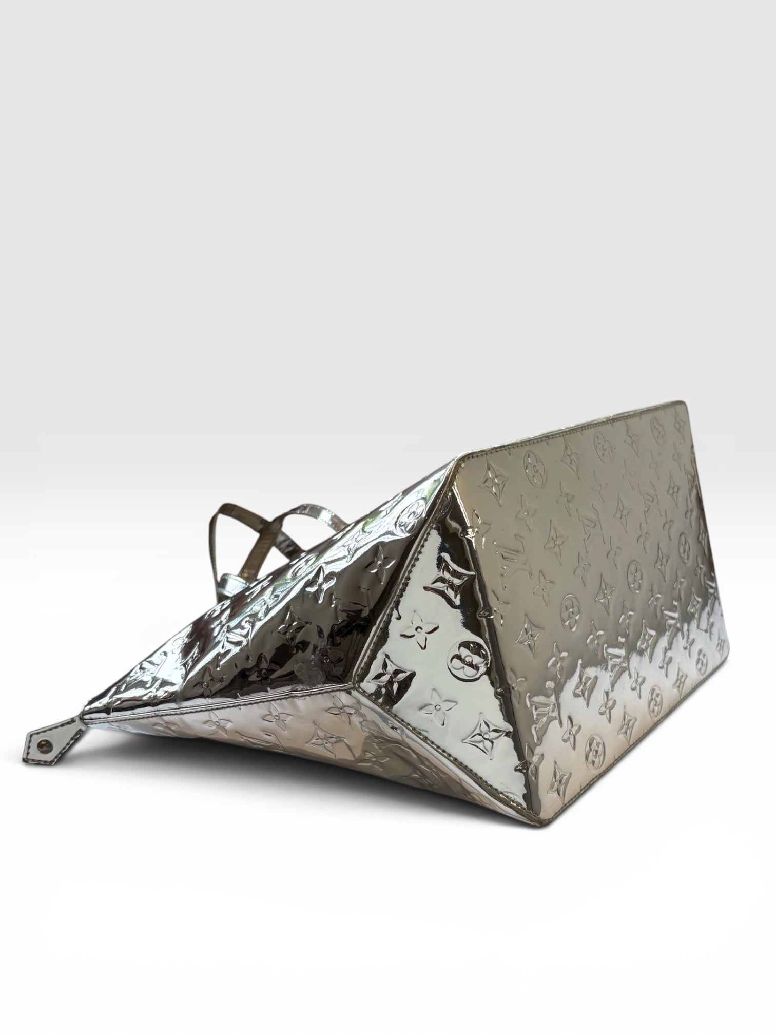 Louis Vuitton Monogram Miroir Silver Bellevue GM