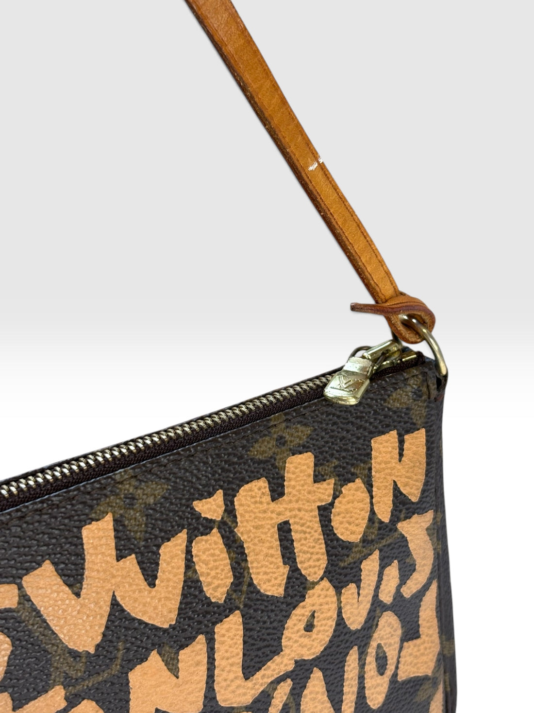 Louis Vuitton x Stephen Sprouse Graffiti Pochette Accessoires