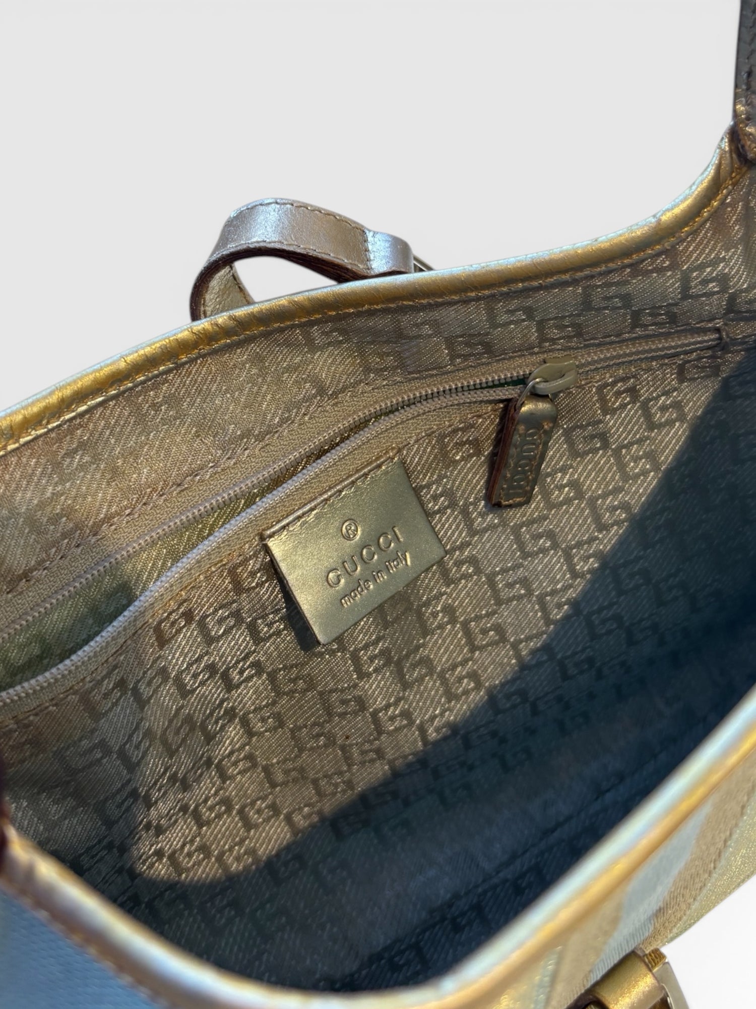 Gucci Small Jackie Piston Shoulder Bag