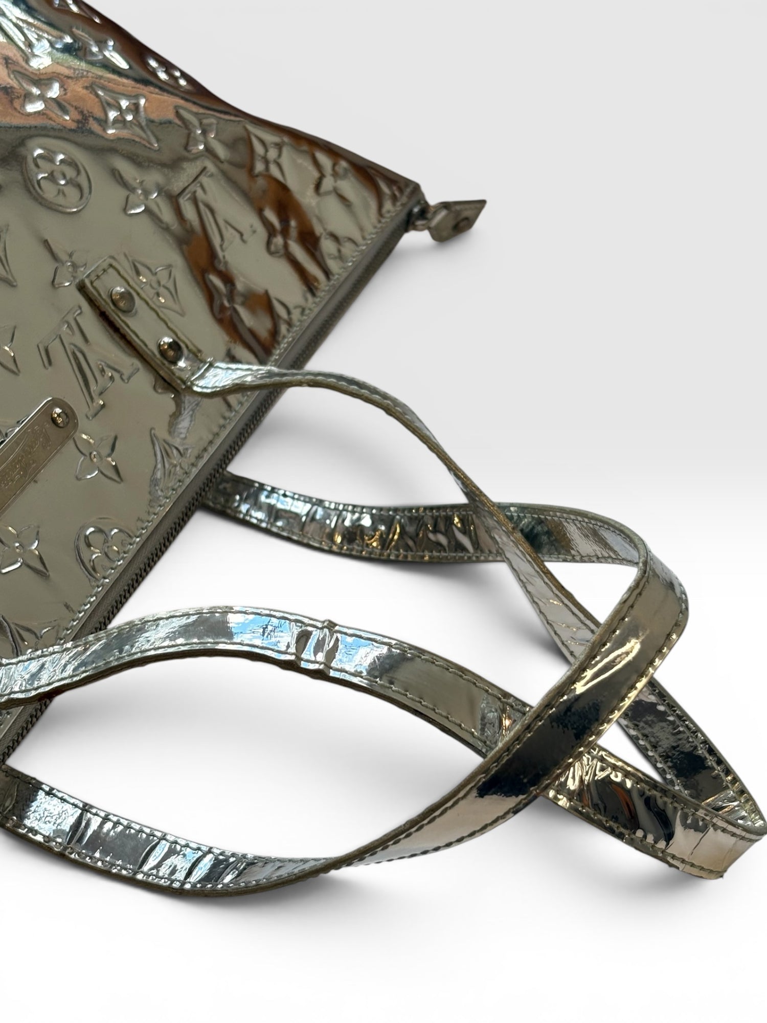 Louis Vuitton Monogram Miroir Silver Bellevue GM